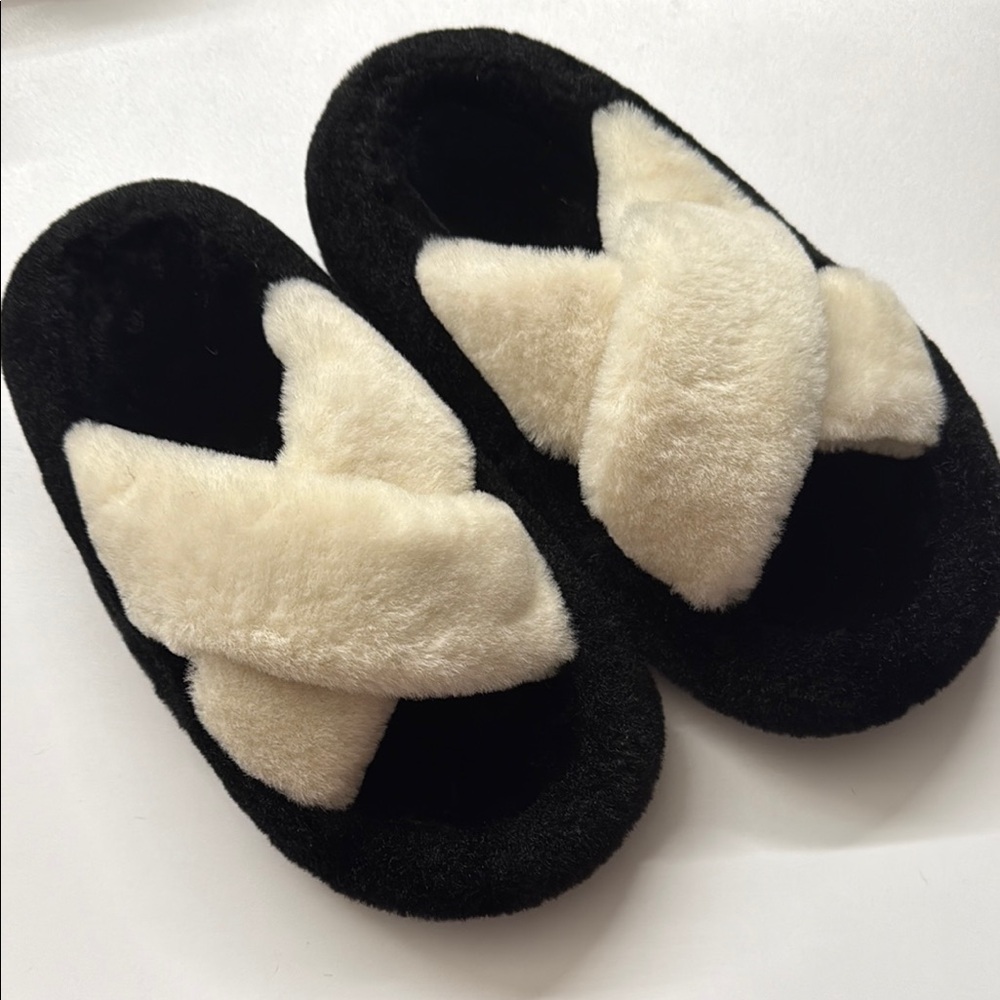 Cozy Black and Cream Women's Slippers